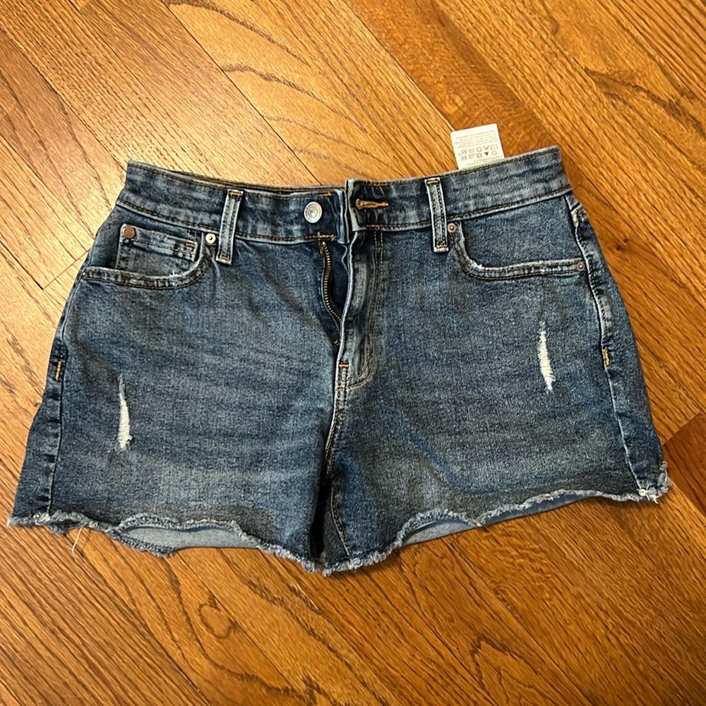 Denizen Levi’s High Rise Shorts